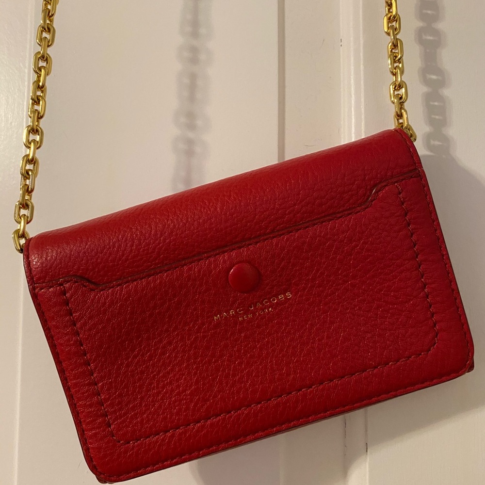 Marc Jacobs Red leather wallet crossbody